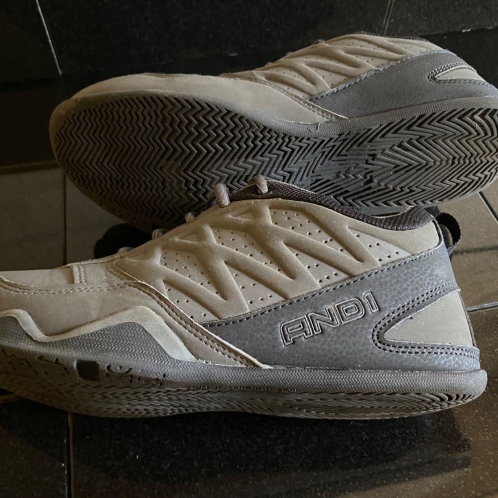 AND1 - Picture 13 of 16